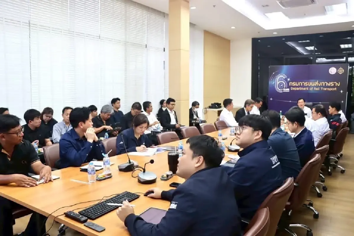 เร่ง 3 โครงการระบบราง-ศิริราช เชื่อมเดินทางไร้รอยต่อ เปิดใช้ปี 72–73