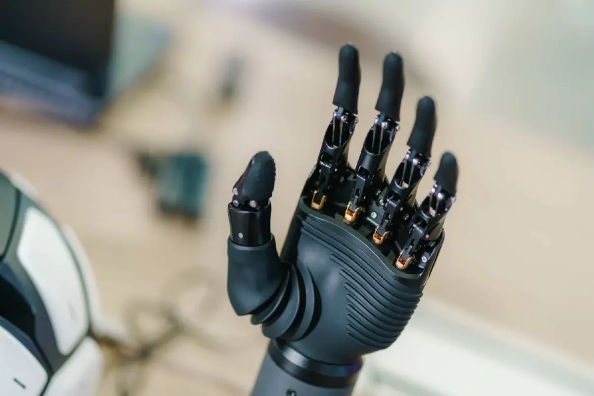 ทรู คอร์ปอเรชั่น ผนึกกำลัง OYMotion ยักษ์ใหญ่ด้านเทคโนโลยีชีวภาพ เปิดตัวนวัตกรรม "Neuro AI Tech" ครั้งแรกในไทย