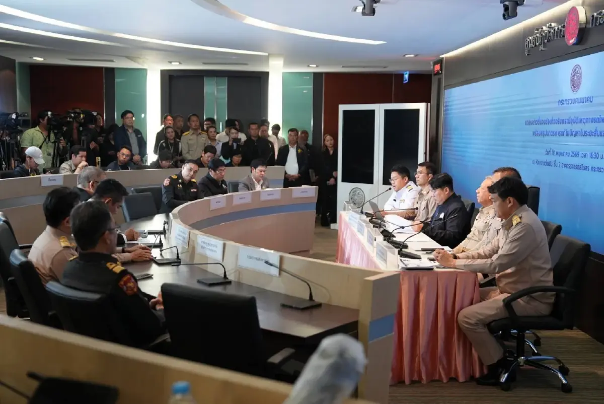 คมนาคมสั่งเยียวยาเหยื่อรถไฟชนรถเมล์สูงสุด 2.09 ล้านบาท รฟท.สั่งพักงาน พขร.ทันที