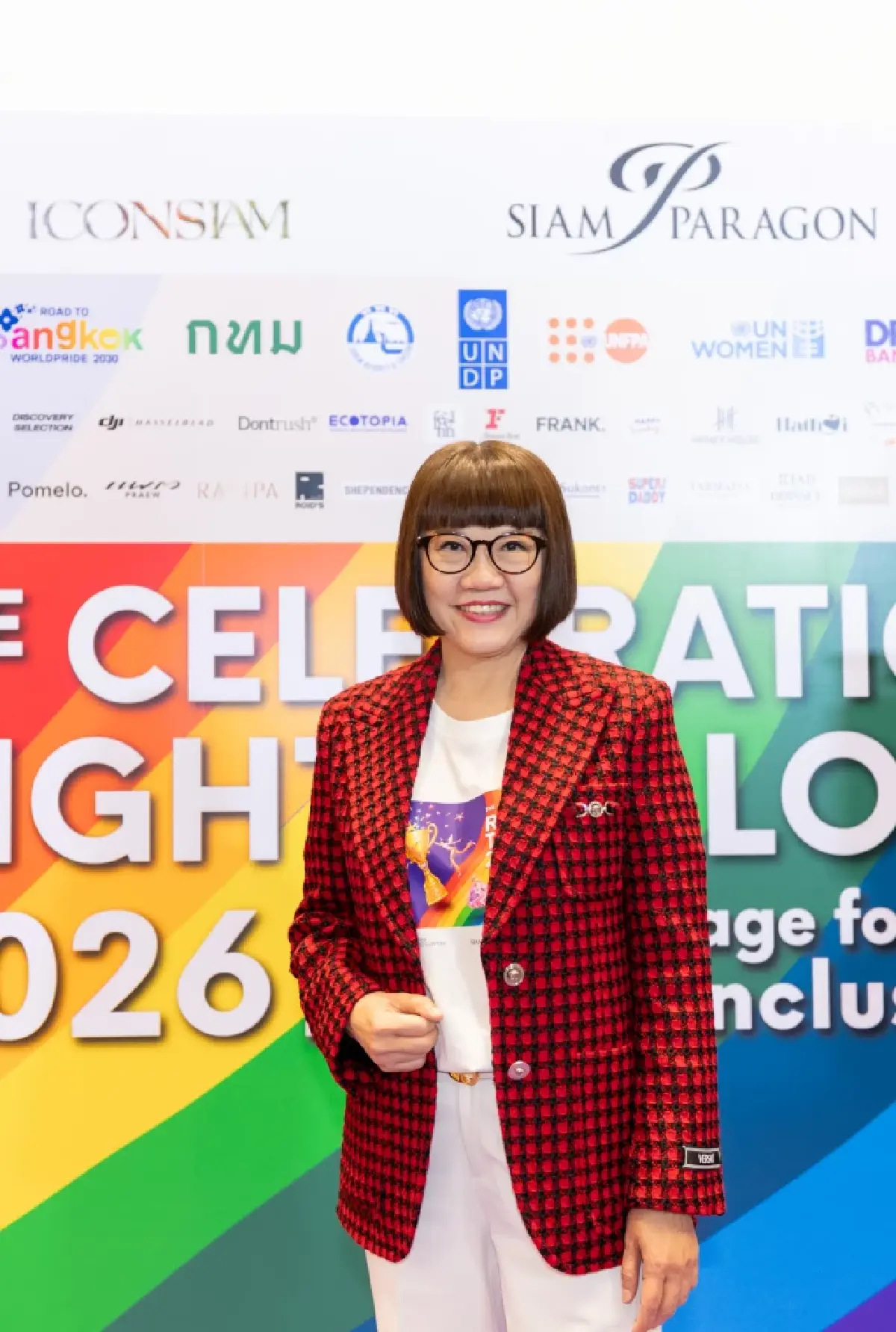 ไอคอนสยามฉลอง Pride Month จุดพลุสีรุ้งหนุนไทยสู่ World Pride