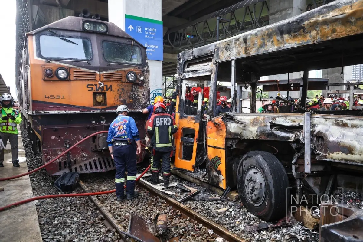 ถอดบทเรียนมักกะสัน: รถไฟชนรถเมล์บรรทัดฐานคดีอาญา "ขับไม่เร็ว แต่ไม่เตือน"