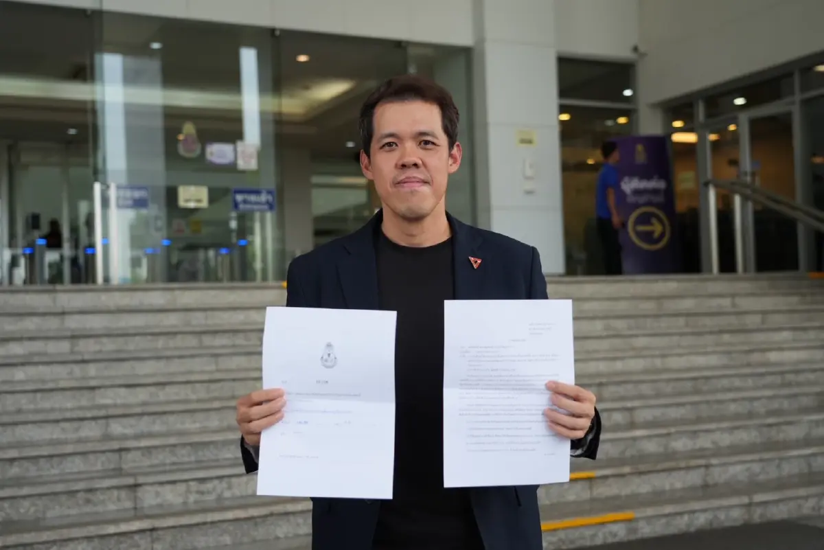 "ปกรณ์วุฒิ" บุก ป.ป.ช. ทวงเปิดสำนวนคดี "ศักดิ์สยาม" จี้แสดงความโปร่งใส