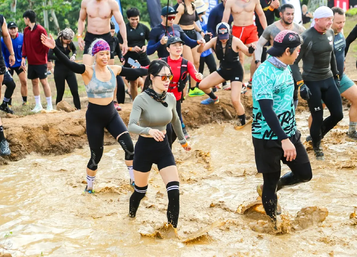 ปิดฉาก Tough Mudder พัทยา นักวิ่ง 20 ชาติลุยโคลนเงินสะพัด 150 ล้าน