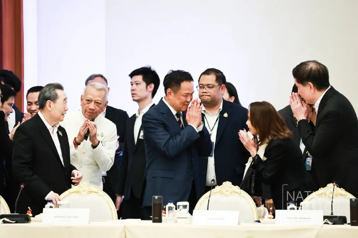 นายกฯ ถก 10 ยักษ์ใหญ่เอกชน รื้อกฎหมายเก่าดันไทยศูนย์กลางอาเซียน