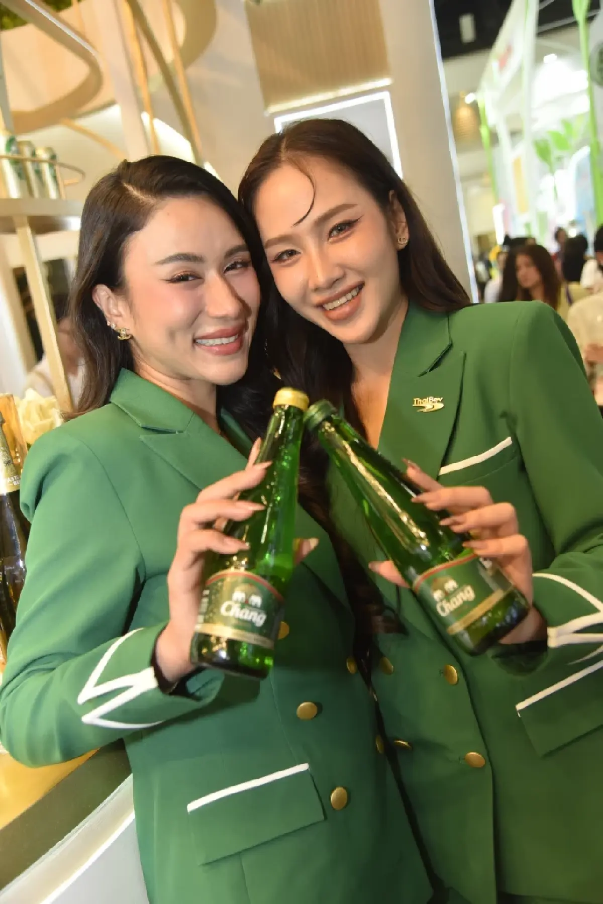 ไทยเบฟ เปิดบูทต้อนรับนายกรัฐมนตรีเข้าเยี่ยมชม ด้านนักลงทุนจากนานาชาติ สนใจเข้าเจรจาธุรกิจบรรยากาศคึกคัก
