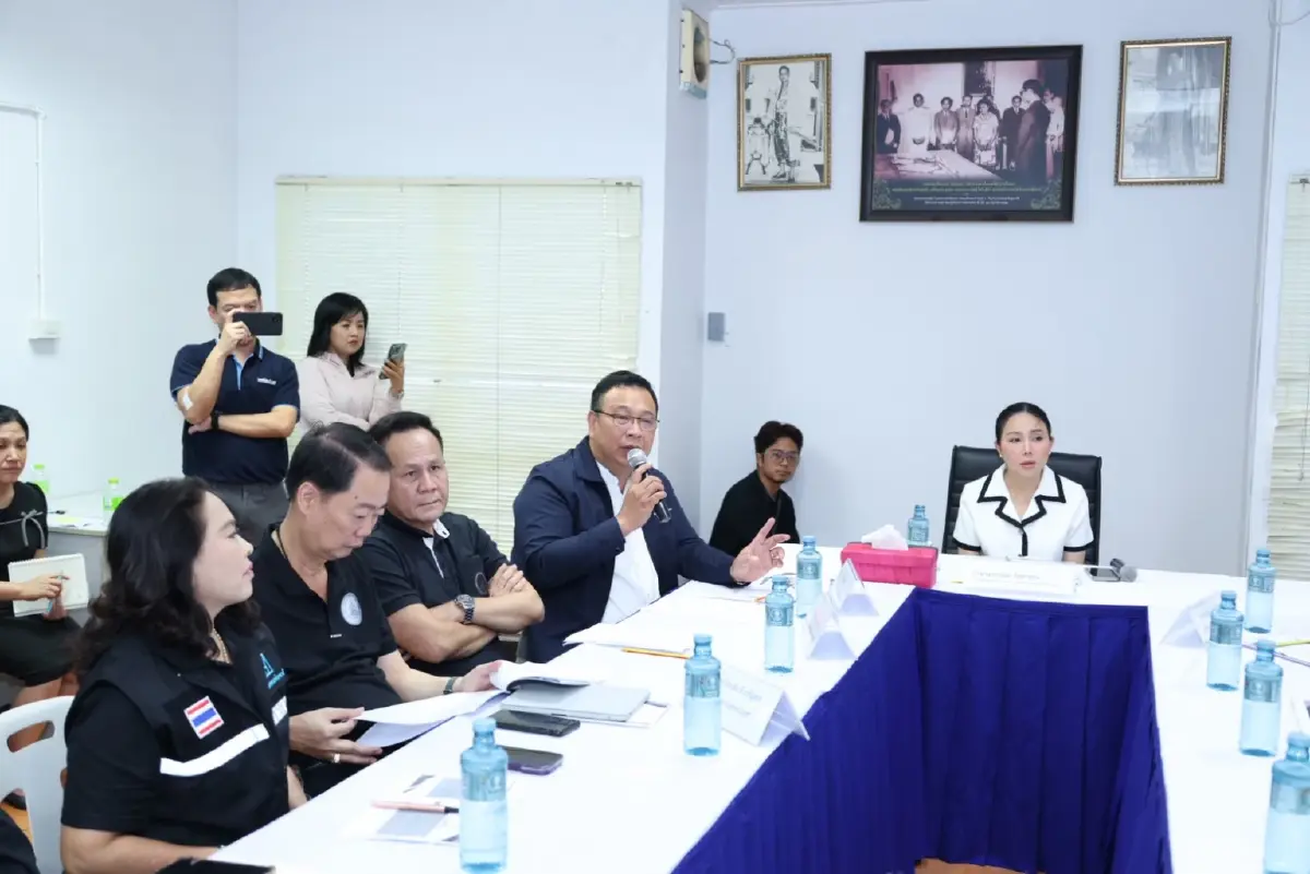 พม.-การเคหะฯ ลุยตรวจเคหะชุมชนนวมินทร์ ถกแก้ปัญหาน้ำ-ไฟ ช่วยกลุ่มเปราะบาง