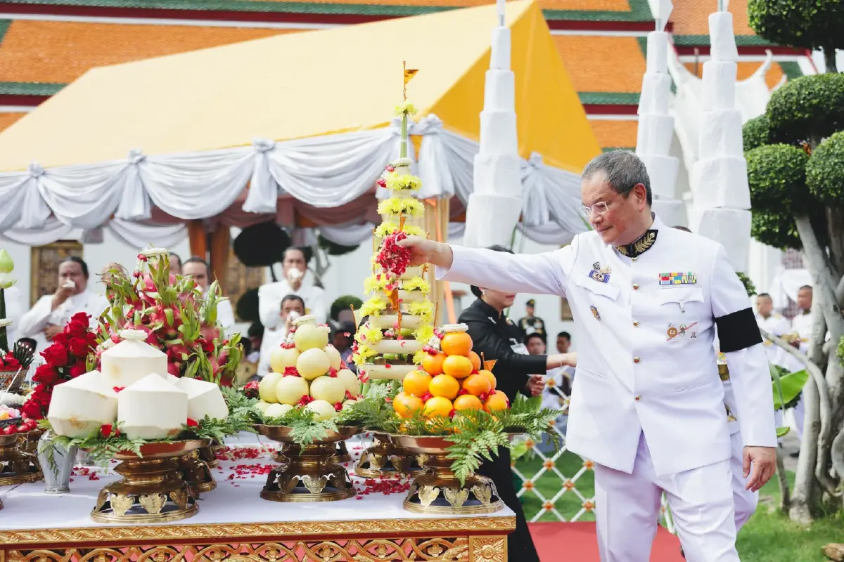 กรมสมเด็จพระเทพฯ เสด็จฯ ทรงบวงสรวงพระปรางค์วัดอรุณฯ เนื่องในโอกาสครบรอบ 80 ปี ไทยกรุ๊ป โฮลดิ้งส์