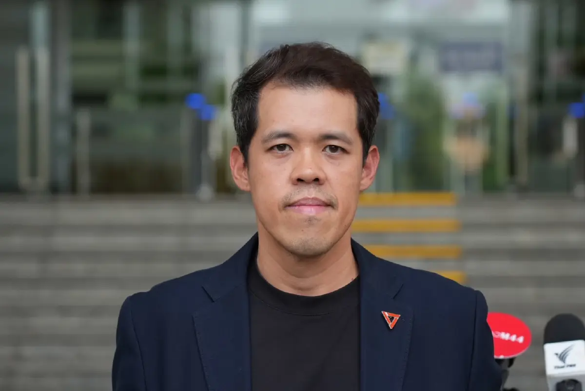 "ปกรณ์วุฒิ" บุก ป.ป.ช. ทวงเปิดสำนวนคดี "ศักดิ์สยาม" จี้แสดงความโปร่งใส