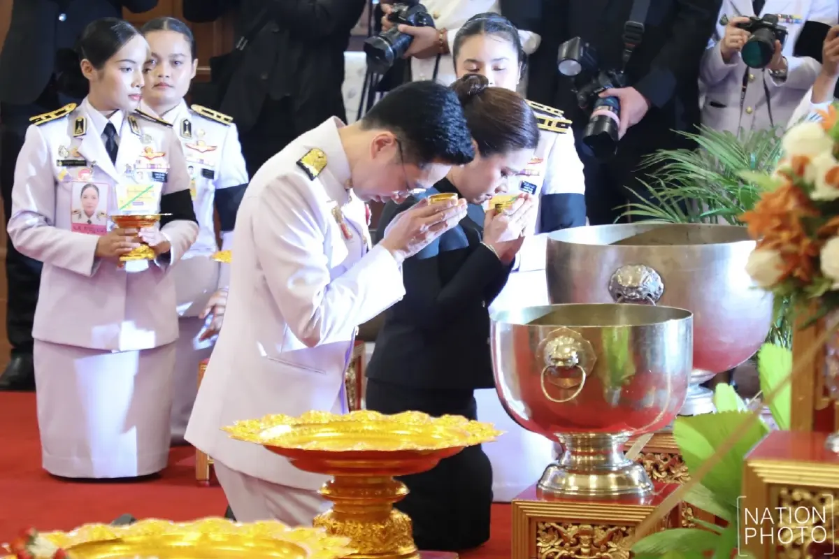 นายกฯ นำคณะรัฐมนตรี ถวายน้ำสรงพระศพ เจ้าฟ้าพัชรกิติยาภา