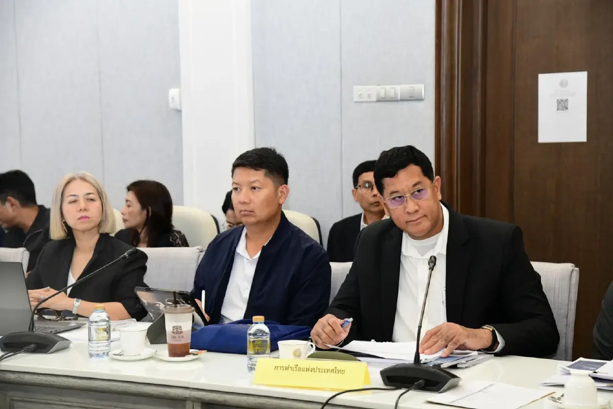 “สรรเพชญ” ถกเอกชน ยกระดับท่าเรือแหลมฉบัง แก้คอขวดขนส่ง มุ่งสู่มาตรฐานโลก