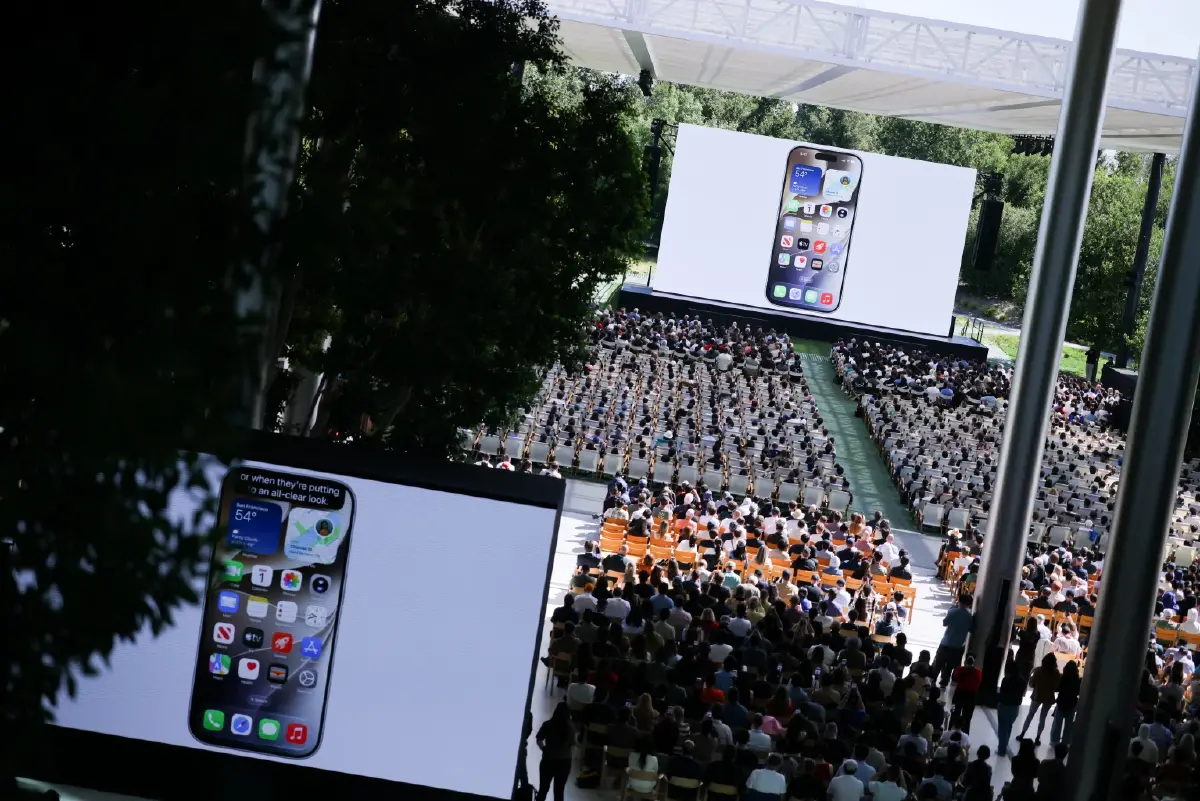 Apple ยกเครื่อง Siri AI หวังทวงตำแหน่งผู้นำในยุคปัญญาประดิษฐ์