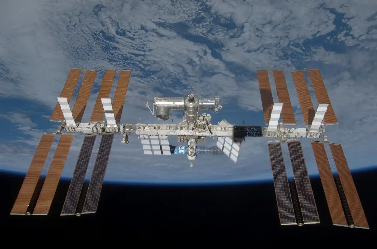 NASA ระทึก! สั่งนักบินอวกาศเตรียมอพยพ หลัง ISS รั่วหนัก