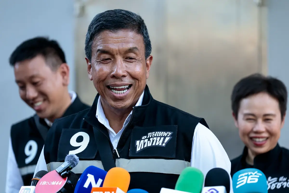 'ชัชชาติ' โต้ล็อกสเปกยันทำตามงบกรมบัญชีกลาง เปิดทางตรวจสอบย้อนหลัง