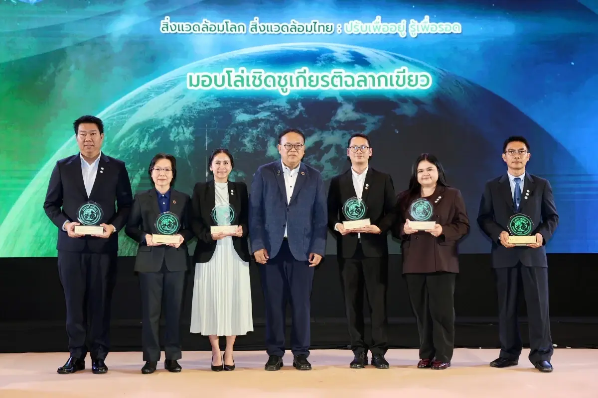 TOA คว้าฉลาก EPD สูงสุดในไทย 33 รายการ พร้อมรับโล่ฉลากเขียวต่อเนื่อง 25 ปี ตอกย้ำผู้นำ Green Ecosystem เพื่อความยั่งยืน
