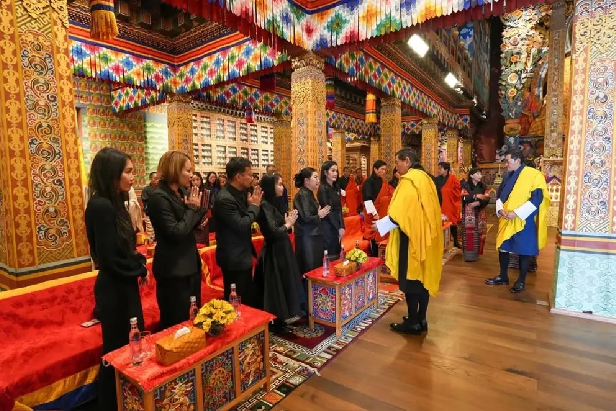 กษัตริย์ภูฏานทรงนำพระบรมวงศานุวงศ์ถวายพระพรอุทิศแด่เจ้าฟ้าพัชรกิติยาภา