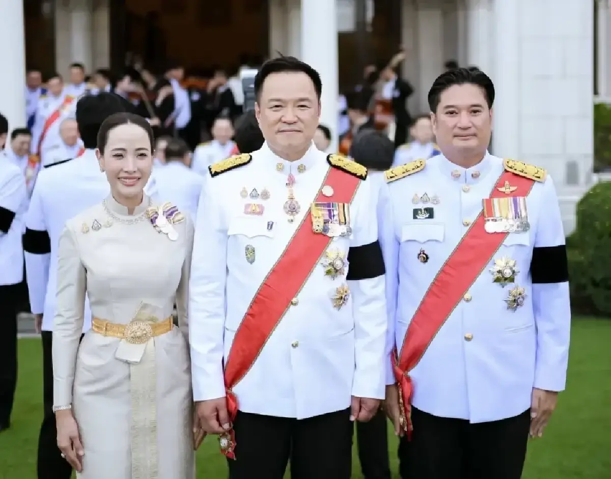 รพีภัทร์ จันทรศรีวงศ์ รับพระราชทานเครื่องราชฯ ชั้นสูงสุดขรก.พลเรือน