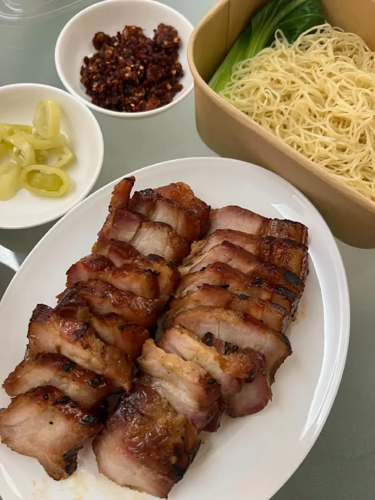 จากหมูแดงหลังบ้าน สู่ร้านอาโจ (AHJO) ธุรกิจที่โตแบบไม่เร่ง เน้นยั่งยืนพร้อมส่งมอบให้ลูก