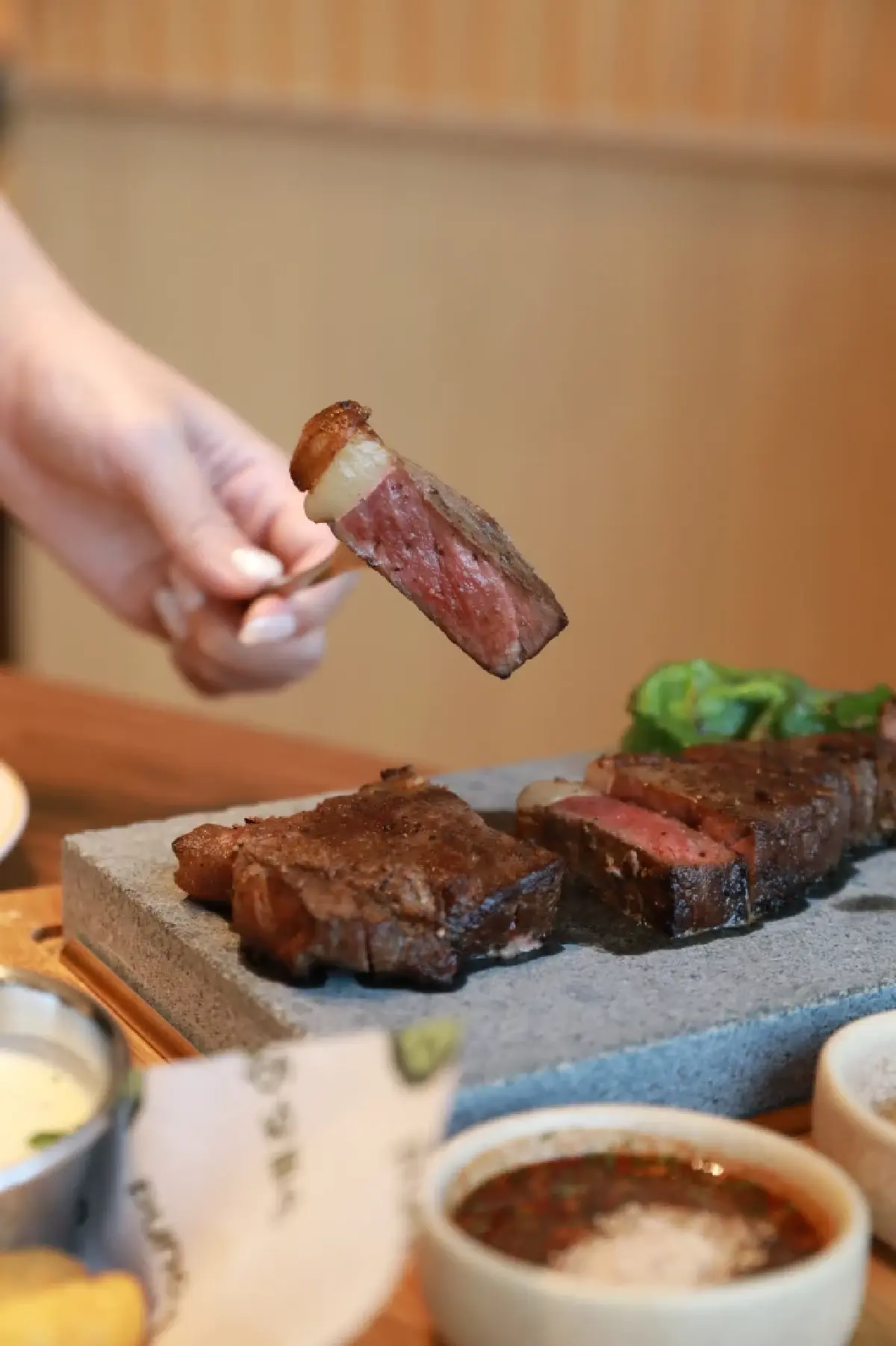 ถอดเกม "โอ้กะจู๋" ทำไมเปิด “Grill & Ground” แบรนด์ใหม่ในยุคคนรัดเข็มขัด