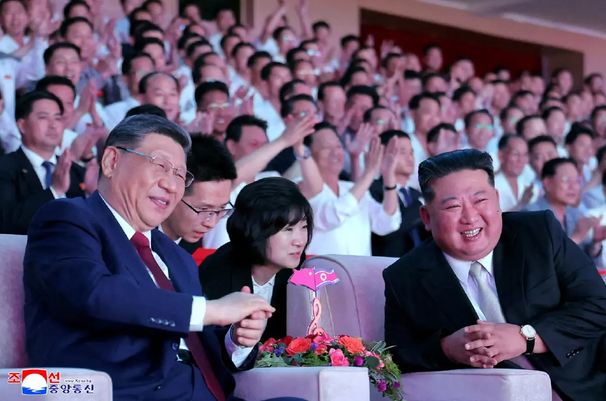 'คิม-สี' ชื่นมื่น! จับมือยกระดับความสัมพันธ์ 'จีน-เกาหลีเหนือ' ทุกมิติ