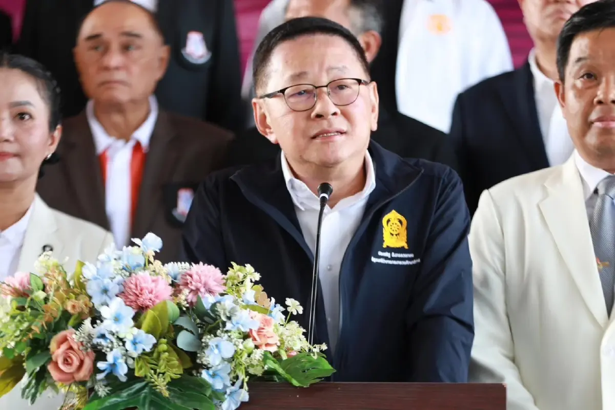 นักเรียนทุน ODOS กลุ่มแรกเดินทางแล้ว บินลัดฟ้าตามความฝันสู่สหรัฐอเมริกา รวม 20 คน