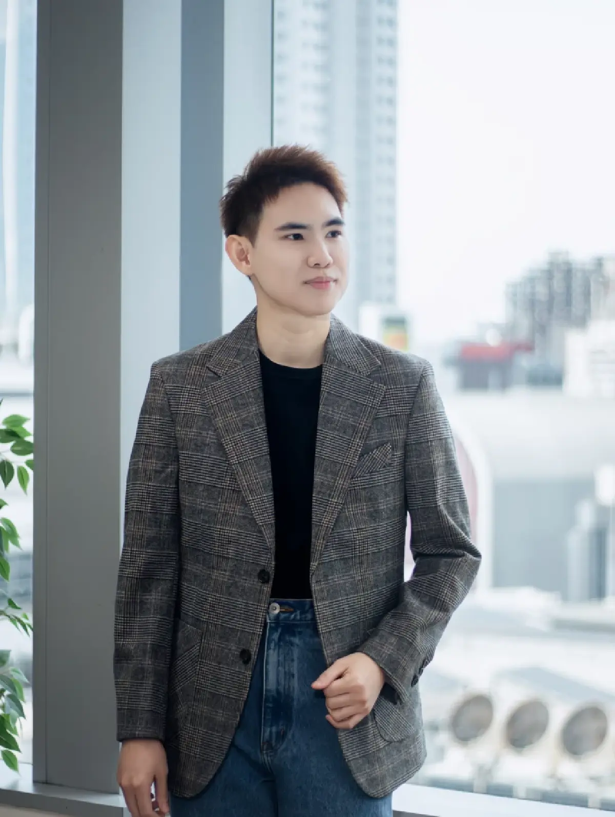นายธนดล พิทยานุวัฒน์ 