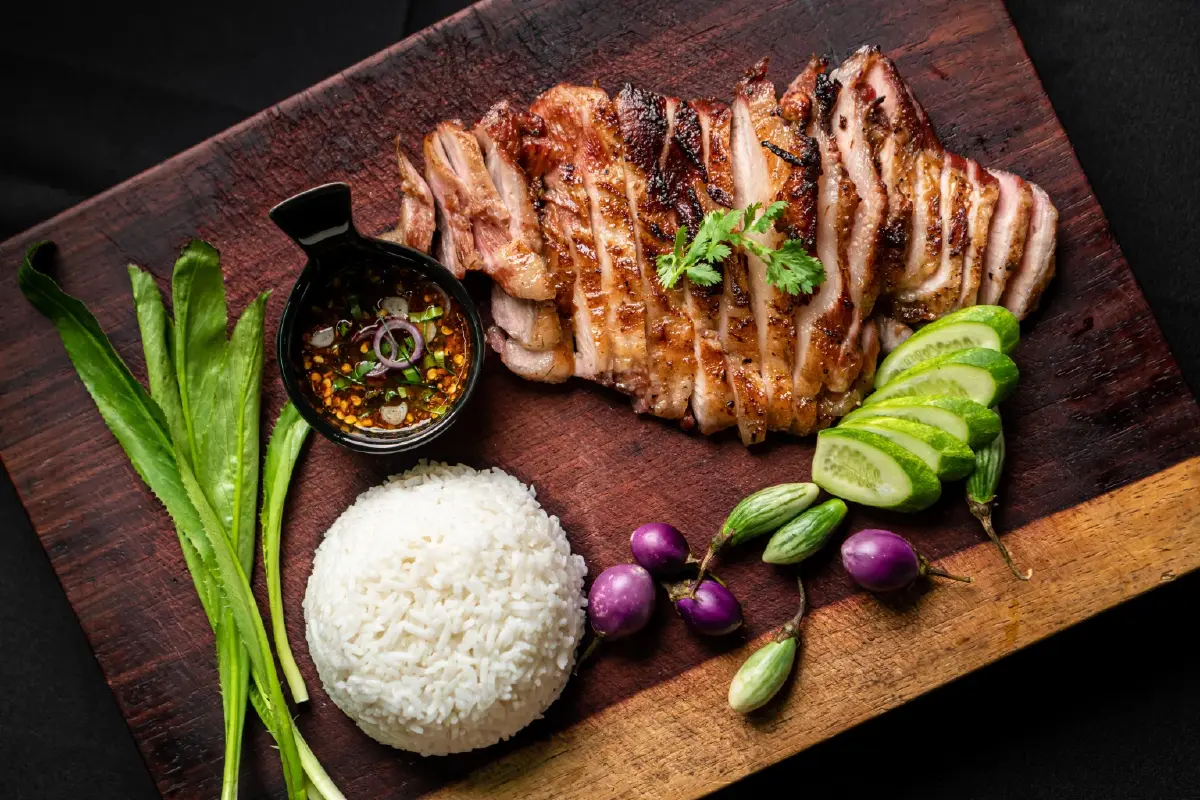 สูตรสำเร็จอาหารไทยจะไปไกลได้ เมื่องานคราฟท์ เดินคู่การผลิตเชิงอุตสาหกรรม