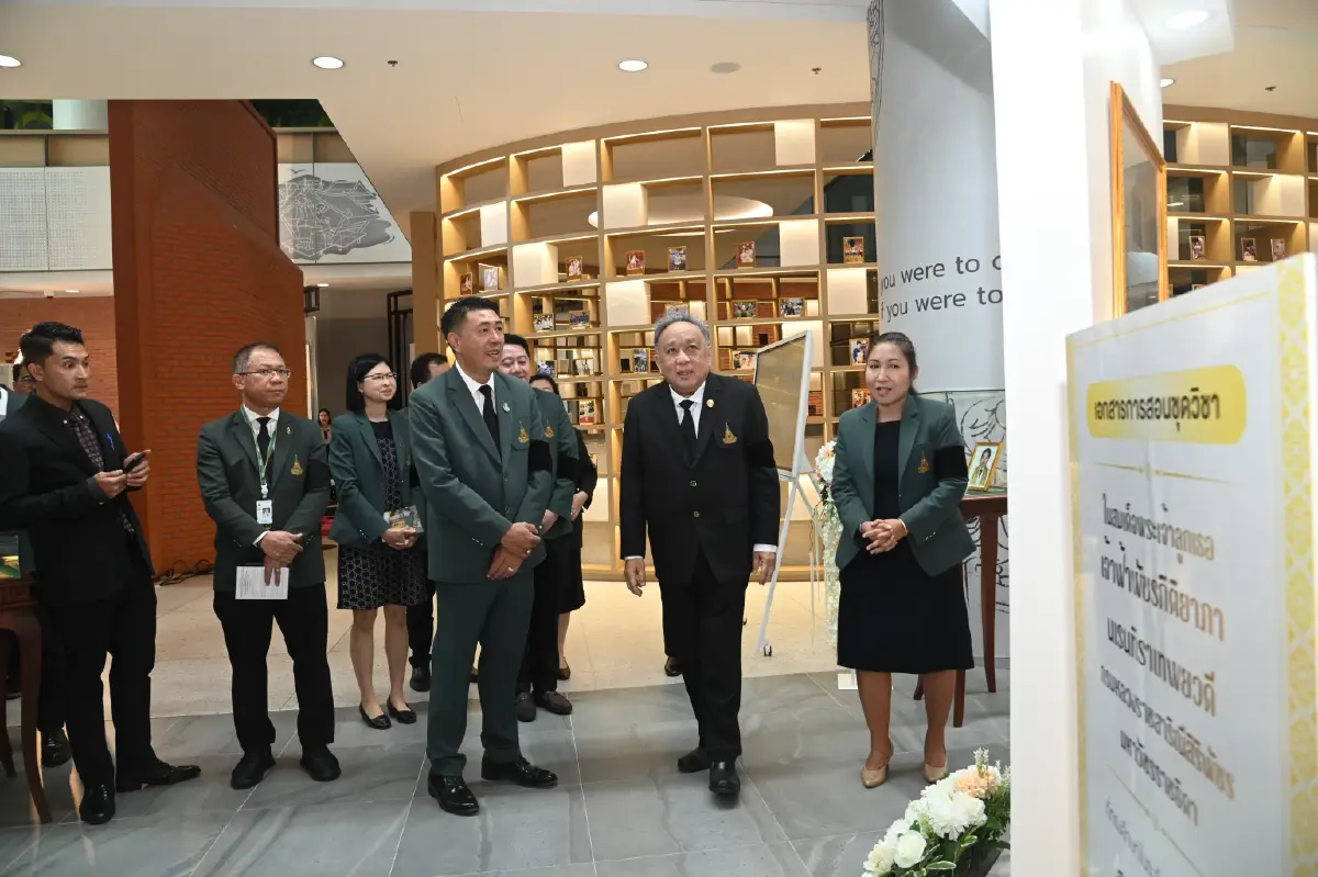 มสธ.จัดนิทรรศการรอยพระจริยายังจารึก เทิดพระเกียรติเจ้าฟ้าพัชรกิติยาภาฯ