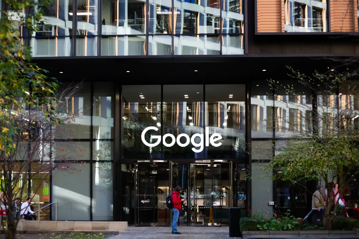 ทุ่มสุดตัวเพื่อ AI! Alphabet กระแสเงินสดติดลบครั้งแรก 5.9 พันล้านเหรียญ