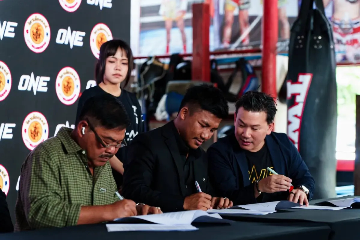 รถถัง จิตรเมืองนนท์ ในวันที่ต่อสัญญากับ ONE อีกหน