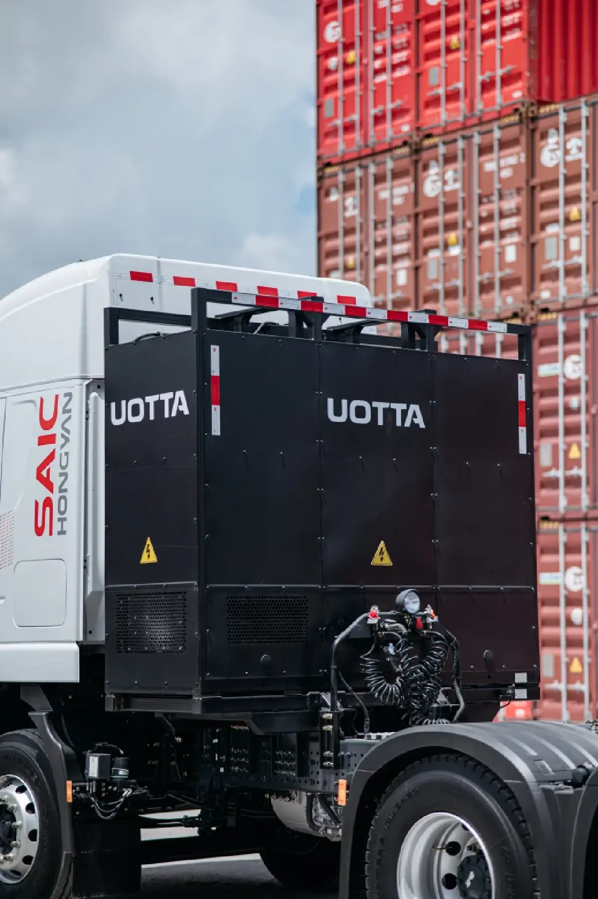 ยู สวอพ เปิดตัว UNEX EV 6x4 รถหัวลากสลับแบตฯ เจาะโลจิสติกส์