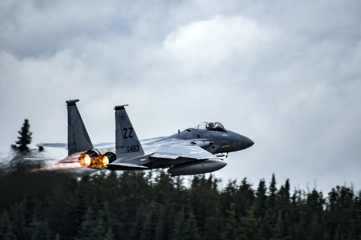 ตรวจข้อเท็จจริง กระแสข่าวญี่ปุ่นบริจาค F-15 ให้กัมพูชา ยังไร้หลักฐาน ขัดเงื่อนไขกฎหมายสหรัฐฯ