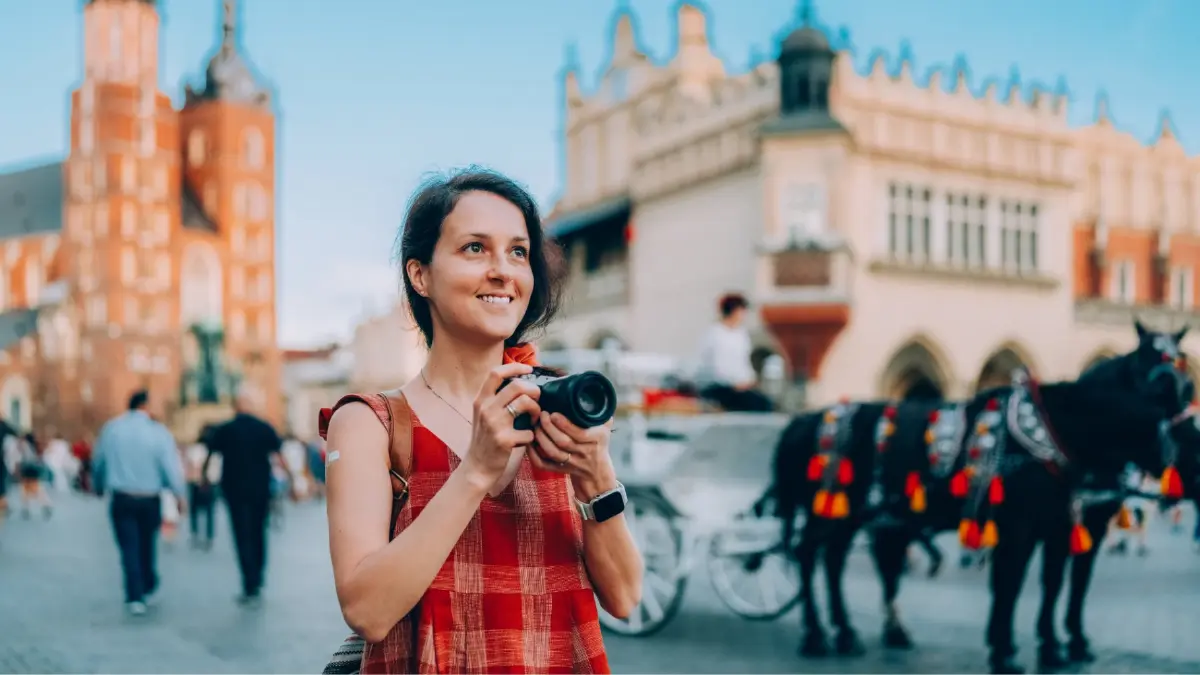 ถอดรหัส "เมืองปลอดภัย" สำหรับ Solo Traveler ทำไมแค่ "อาชญากรรมน้อย" ไม่พอ?