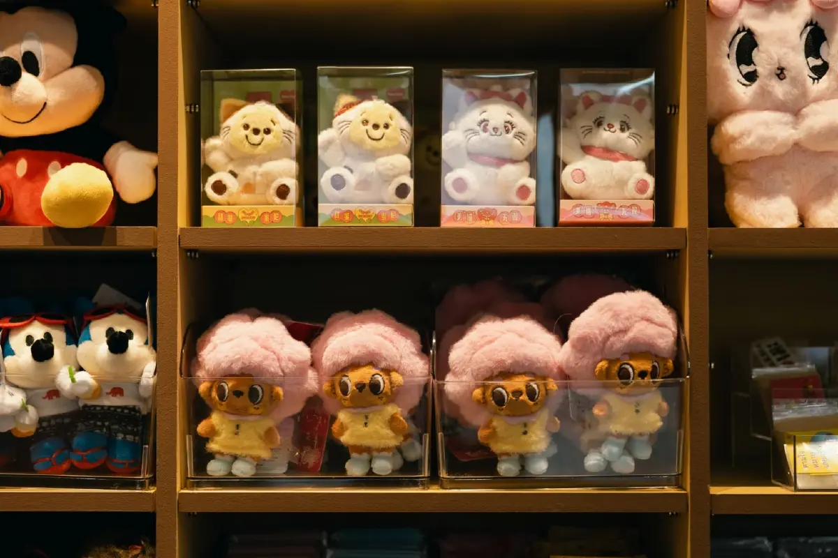 Take Toys ผุด "ตุ๊ตา" อาร์ตทอยไทยแท้ บุกป๊อปอัพย่านทรงวาด