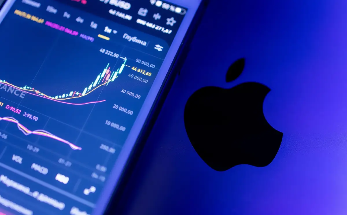 Apple พลิกเกมโค่น Nvidia ทวงบัลลังก์บริษัทมูลค่าสูงสุดในโลก