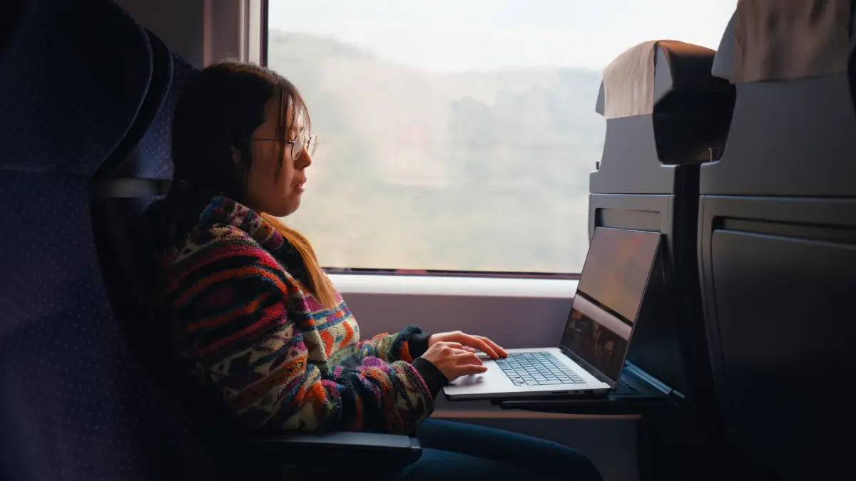 ถอดรหัส "เมืองปลอดภัย" สำหรับ Solo Traveler ทำไมแค่ "อาชญากรรมน้อย" ไม่พอ?