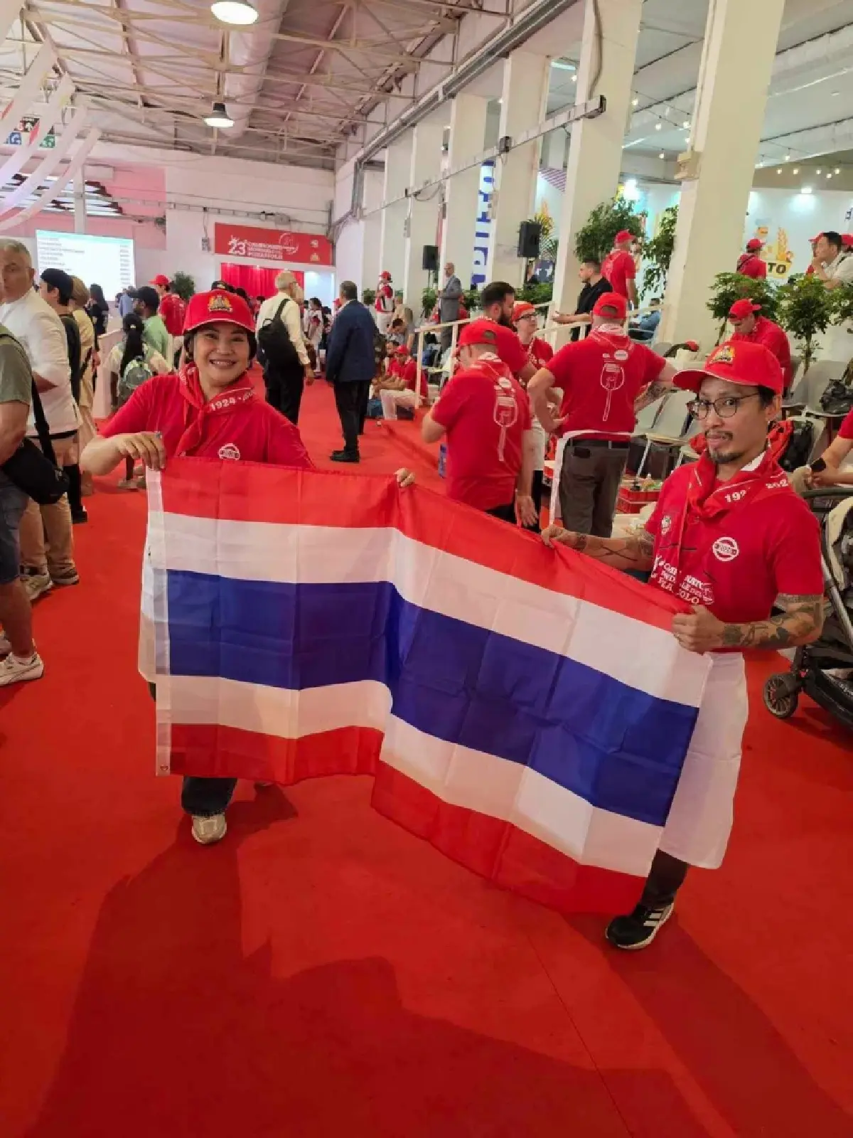 เริ่มจากศูนย์ สู่เวทีพิซซ่าชิงแชมป์โลก! เรื่องจริงสองคนไทยบนเกาะสมุยที่พาธงชาติไทยโบกสะบัดกลางนาโปลี