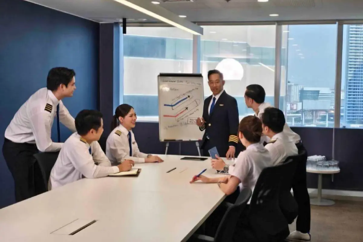เปิดภารกิจนักบิน เบื้องหลังทุกเที่ยวบินที่ต้องให้ความปลอดภัยมาก่อน