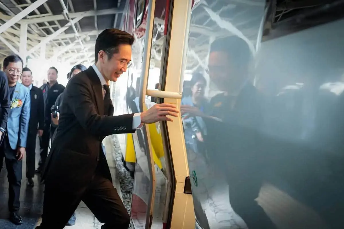 เจาะสเปกรถไฟไทยทำ ตู้โดยสาร Luxury Class ฝีมือคนไทย พร้อมวิ่งจริง