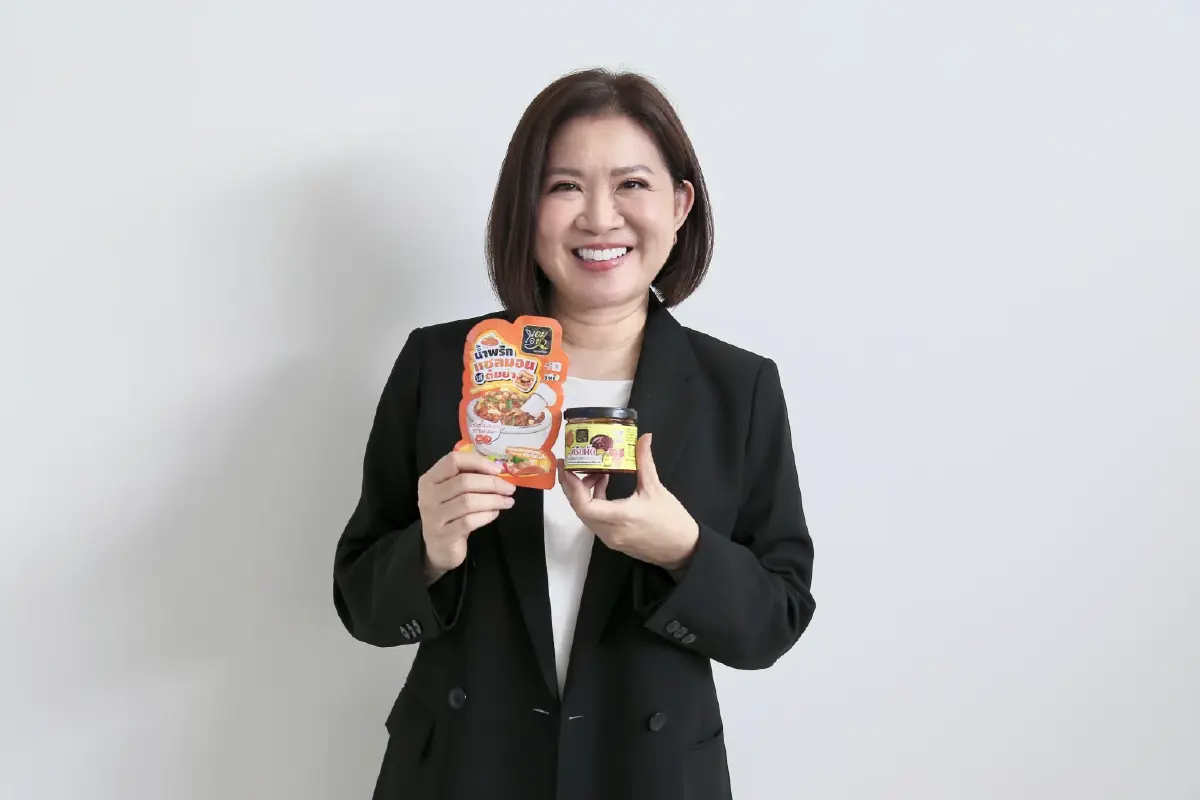 ขายดี! 'เอมโอชา' พริกผัดน้ำมันมะกอกอัลมอนด์ กวาดยอดแสนกระปุกใน 2 สัปดาห์แรก