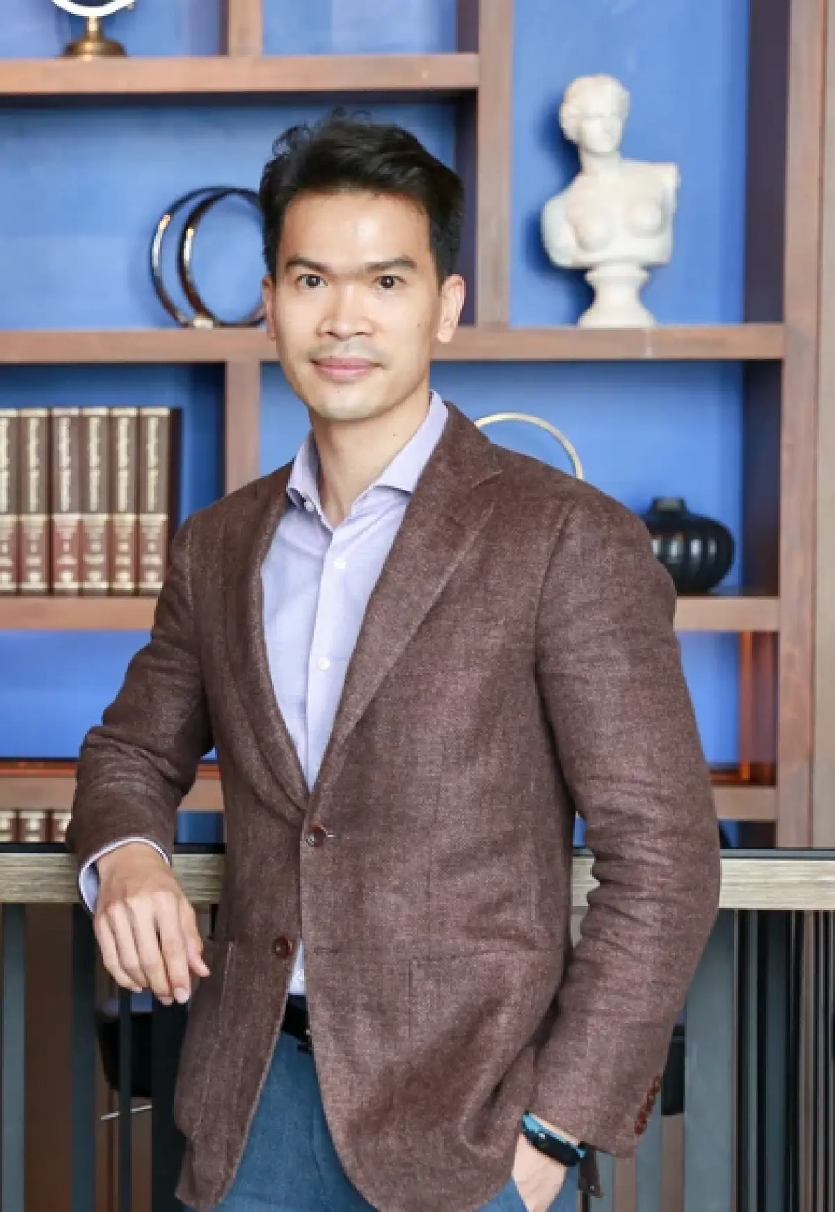  นายกันย์ ศรีสมพงษ์ ประธานเจ้าหน้าที่การเงิน บริษัท โรงแรมเซ็นทรัลพลาซา จำกัด (มหาชน)