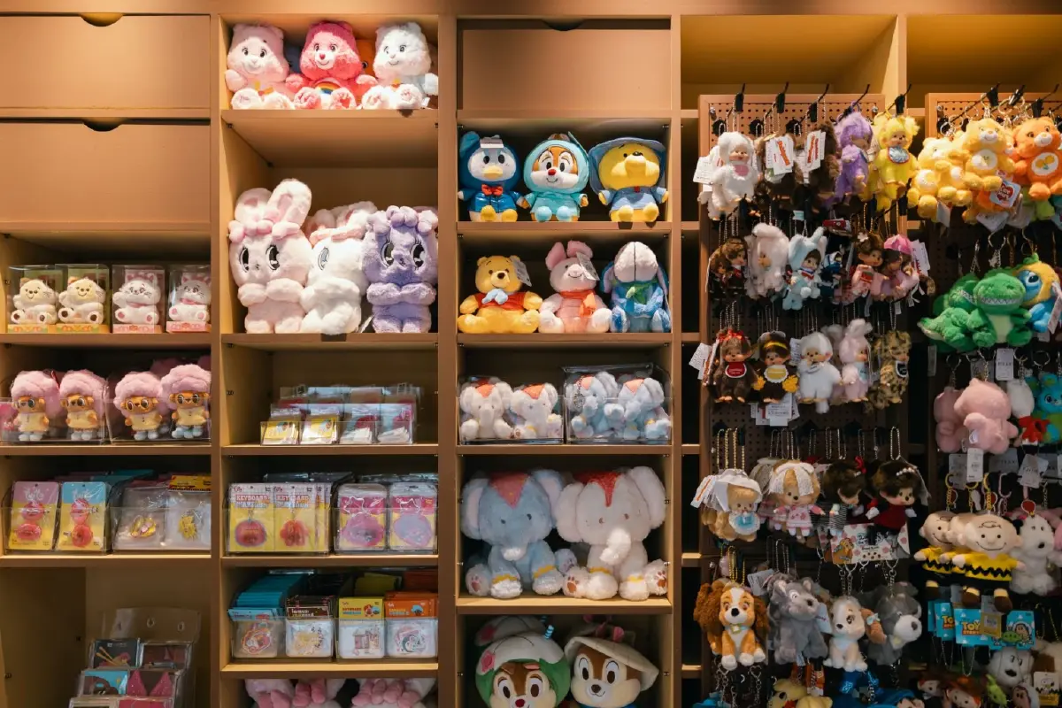 Take Toys ผุด "ตุ๊ตา" อาร์ตทอยไทยแท้ บุกป๊อปอัพย่านทรงวาด