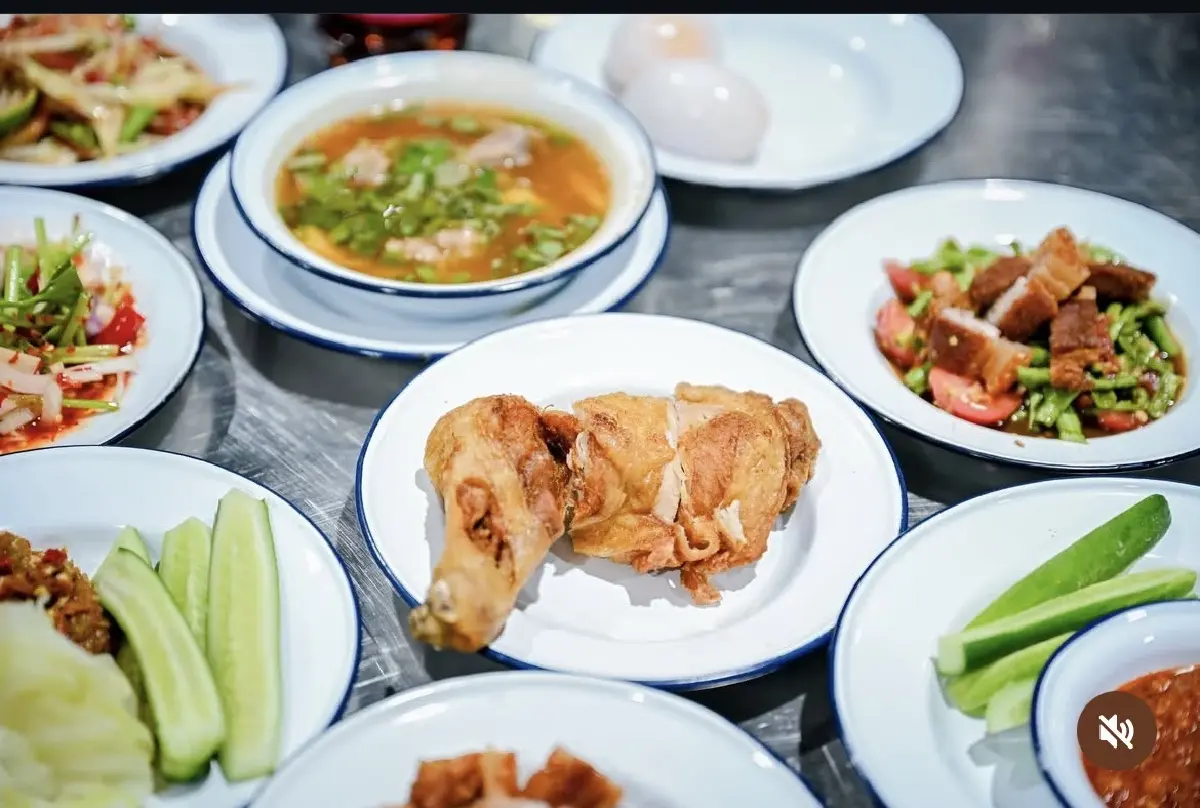 ถอดแนวคิด "ป้าตือ" จากเจ้าแม่อีเวนต์สู่ร้านจิ๊นทอด “อย่าโลภ-อย่าหมิ่นเงินน้อย”