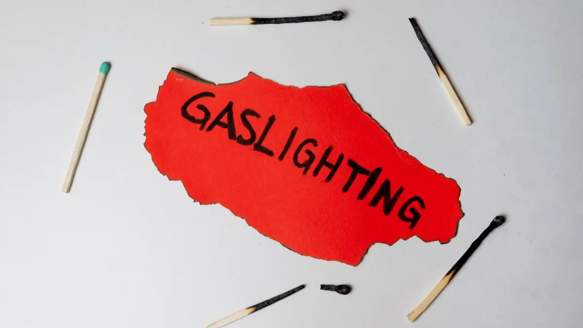 ดราม่า “ต้า–ยัต เฟ็ดเฟ่” ชวนมองภัยเงียบ Gaslighting ในสังคม