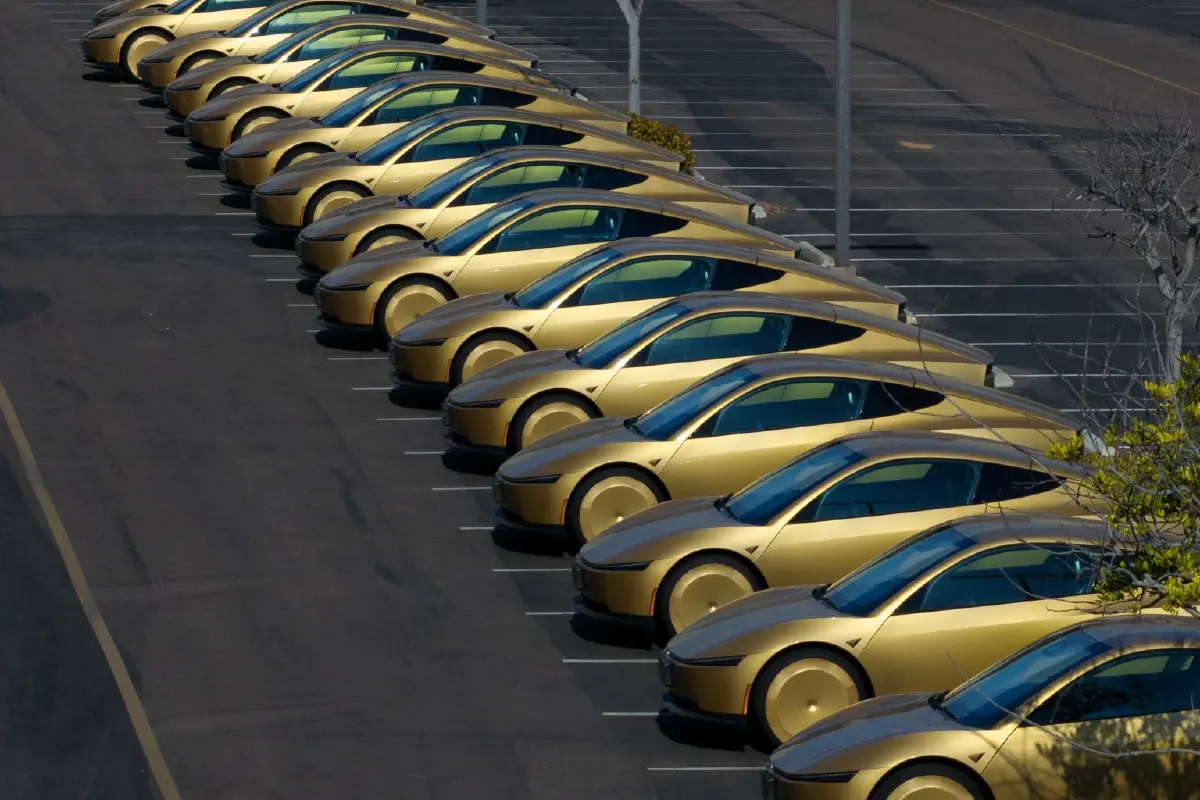 Tesla เตรียมทดสอบ Cybercab ปูทางบริการเรียกรถไร้คนขับเต็มรูปแบบ