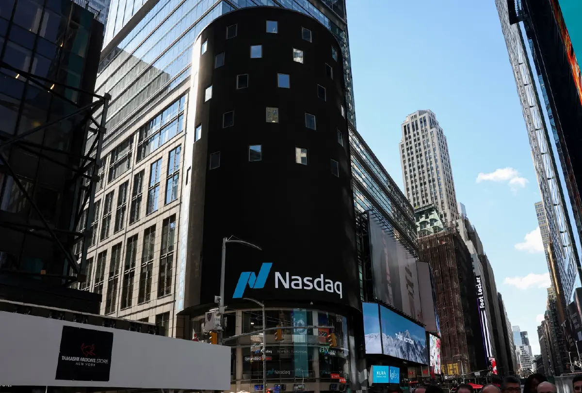 นักลงทุนจับตา Nasdaq-100 พักฐานระยะสั้น ชี้ชะตาตลาดกระทิง