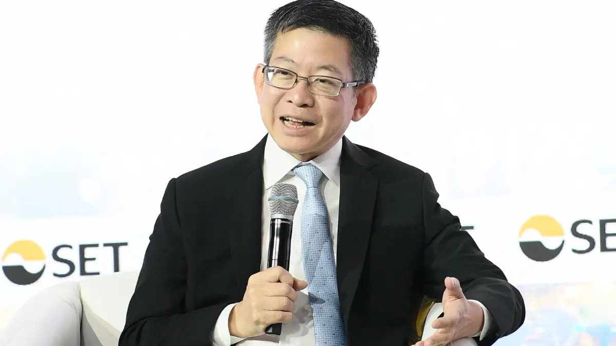 “กอบศักดิ์” ชี้เศรษฐกิจไทยหัวเลี้ยวหัวต่อ! GDP โตแค่ 2% ทุนโลกจ่อเข้าเกม AI-ดาต้าเซ็นเตอร์-เซมิคอนดักเตอร์