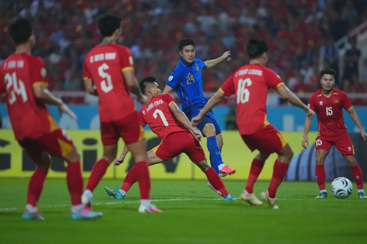 ผลบอล ทีมชาติไทย บุกเสมอ เวียดนาม 2-2 แค่รองแชมป์อาเซียนคัพ 2026
