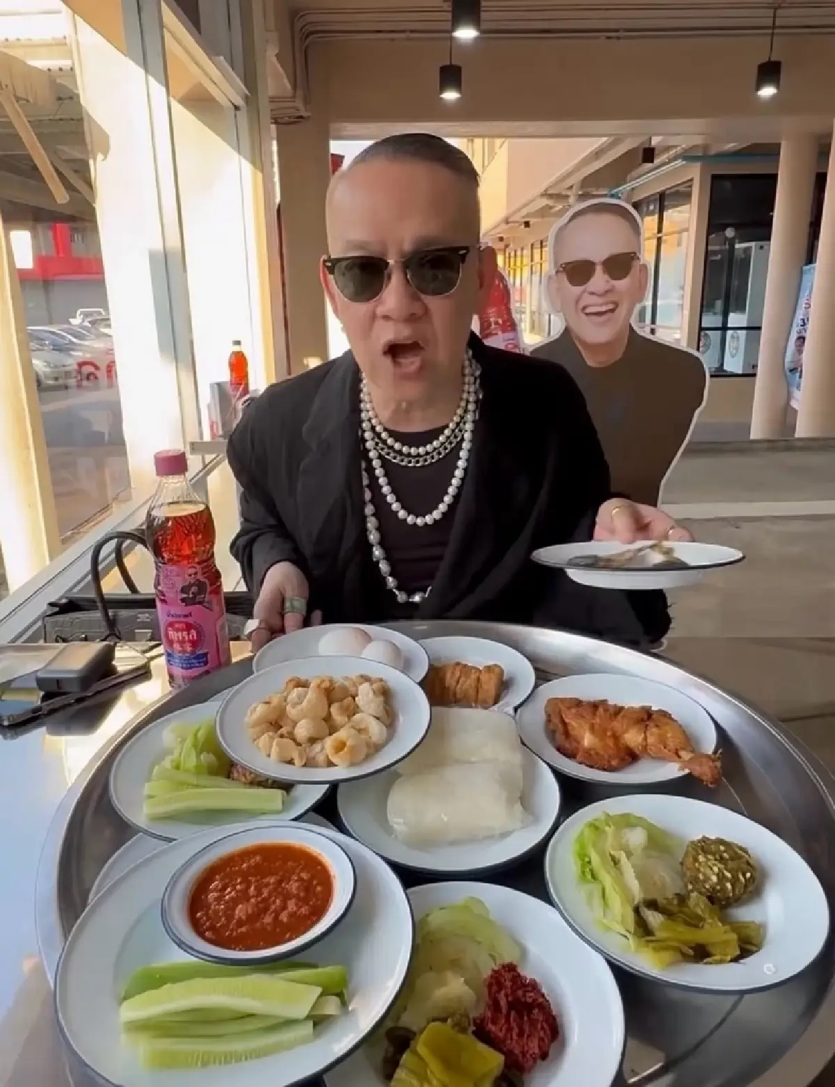 ถอดแนวคิด "ป้าตือ" จากเจ้าแม่อีเวนต์สู่ร้านจิ๊นทอด “อย่าโลภ-อย่าหมิ่นเงินน้อย”