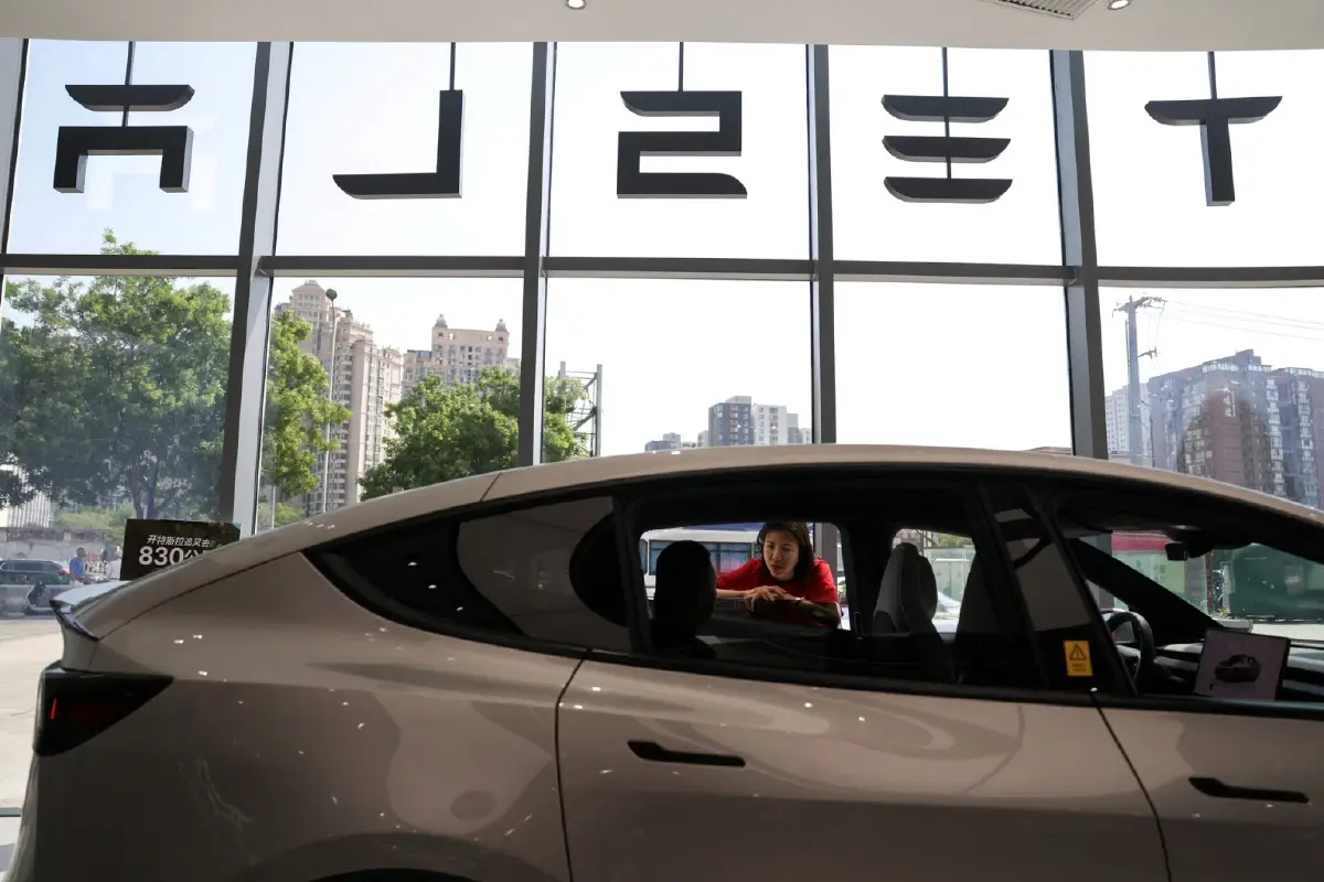 Tesla นำโด่งค่ายรถอื่น เรียกคืน 4.3 ล้านคันในจีน หวั่นปัญหาเปิดประตูรถ