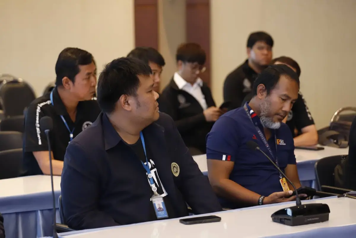"พิพัฒน์"เปิดโต๊ะคุยชุมชนคลองเตย ร่วมออกแบบอนาคตพื้นที่
